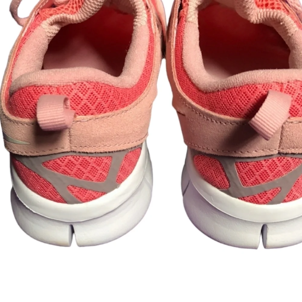 Nike Free Run 2 Pink Salt White Big Girls Sneakers NEW